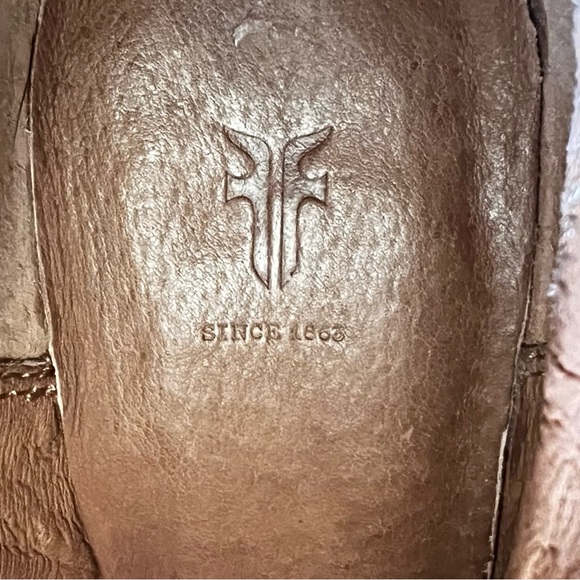 Frye Suede Leather Point Toe Ankle Boots Size 6.5 - Picture 3 of 8